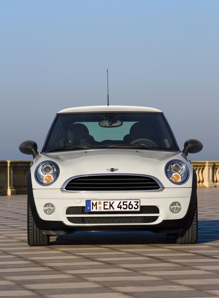  Mini One D 2009 года  (фото 1 из 3)